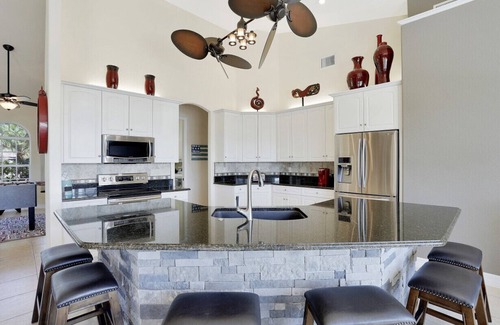 Caloosahatchee Villa | Gorgeous 3/3 Pool Home on Canal w/Direct Gulf Access. You Will Love Paradise!