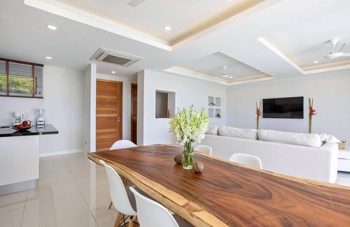 Bophut Hills Villa | Gorgeous 3-Bedroom Villa Mirum with Seaview, Private pool & Fitness room