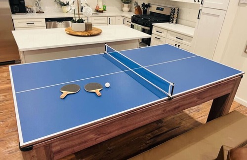 South Oakland House | Gorgeous 4bd near universities Hot tub + Games