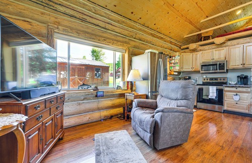 Georgetown Cabin | Gorgeous Anaconda Cabin < 1 Mi to Georgetown Lake!