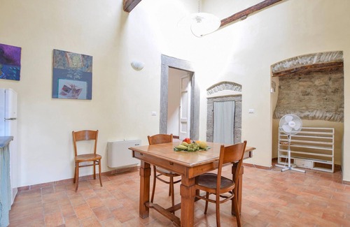 Pontremoli Apartment | Gorgeous apartment in Pontremoli