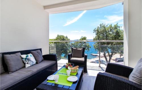 Povile Apartment | Gorgeous Apartment In Povile With Wifi