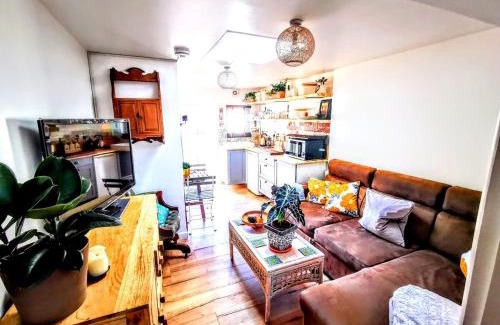 Boscombe House | Gorgeous Apartment near Bournemouth Beach