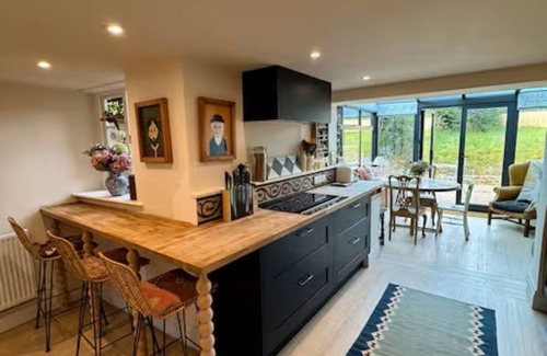 Mells Cottage | Gorgeous cottage getaway in Mells, close to Frome and Babington House