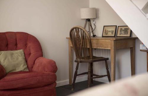 Gorran Haven House | Gorgeous Cottage Parking Short Walk to Beach
