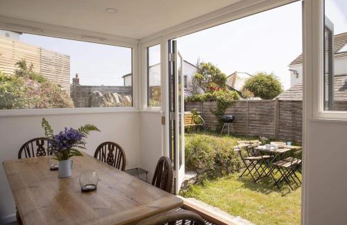 Gorran Haven House | Gorgeous Cottage Parking Short Walk to Beach