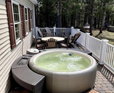 Beaver Cove House | Gorgeous Cottage with Hot-tub and Games in Beaver Cove, Maine