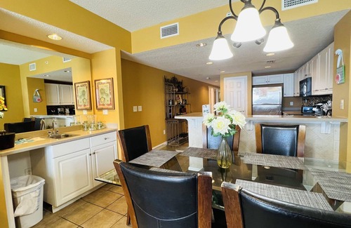 Long Beach Condo | Gorgeous Designer BEACHFRONT 3 BDR Majestic condo, families only, max 6 guests!