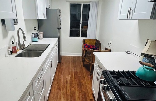 Elysian Heights Apartment | Gorgeous Echo Park One-Bedroom, Close to Everything