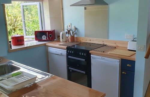 Morwellham Cottage | Gorgeous, family friendly riverside cottage in the heart of Tamar River Valley
