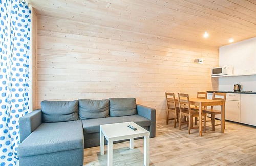 Sarbinowo House | Gorgeous home in Sarbinowo with kitchen