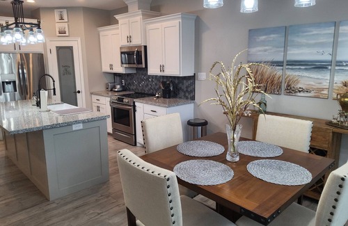 Laguna Vista House | Gorgeous home W/Lake & Sunset views in SPI Golf Course, 15 min. to SPI beaches