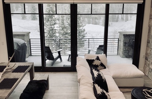 Peak 8 House | GORGEOUS MOUNTAIN MODERN HOME! - 2 bedroom/2bath Suite