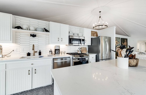 Oceanside House | Gorgeous Ocean View Home with High-Speed WiFi, Gas Fireplace, and Private W/D