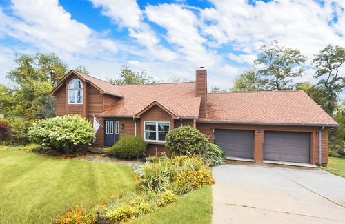 Racine Apartment | Gorgeous Private Apartment