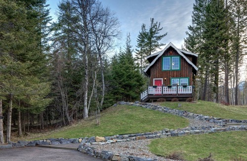 Kalispell Cottage | Gorgeous Property Located Just 30 Minutes From Glacier National Park