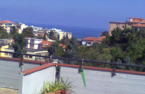 Sanremo Apartment | Gorgeous quiet penthouse floor apartment just a stone's throw from the sea