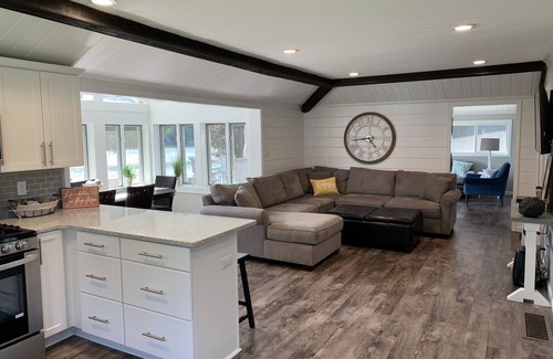 Newaygo Cottage | Gorgeous renovated cottage on Croton Pond