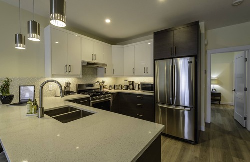 Teepee Town House | Gorgeous south facing 3BDR townhome!