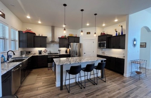 Palisade House | Gorgeous tranquil 4BR Palisade home on peach orchard w/incredible mountain views