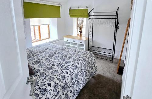 Snainton House | Gorgeous Two Bedroom Cottage, Pet Friendly!