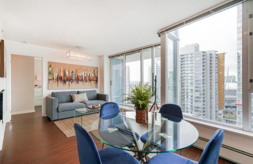 Crosstown Apartment | Gorgeous Unit with City Views