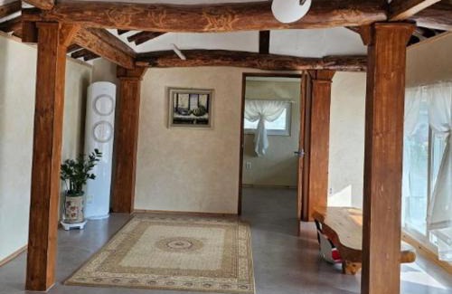 Goryeong House | Goryeong Wide House with a Large Yard