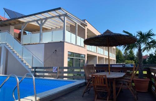 Dabki Bed & Breakfast | Gród Piastów - Apartamenty Ciao Bałtyk