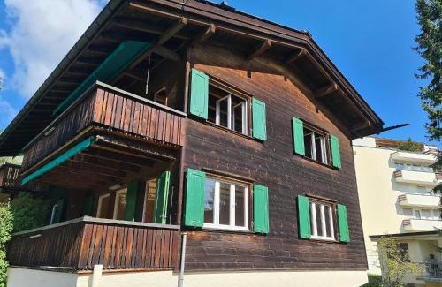 Arosa Apartment | Grabahus