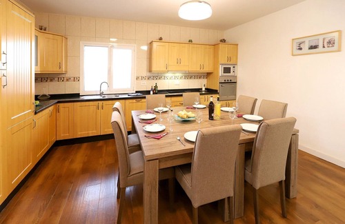 Los Mojones Villa | Graceful Puerto del Carmen Villa | 5 bedrooms | Villa Vega Del Carmen