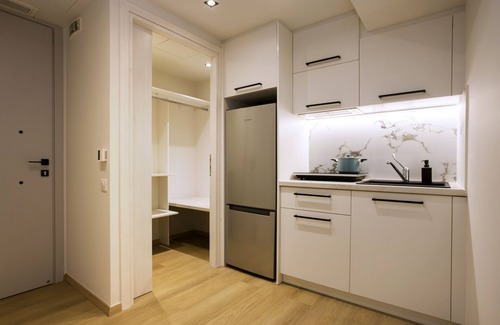 Thissio Apartment | Gracious-Accessible Apt in Ideal Location