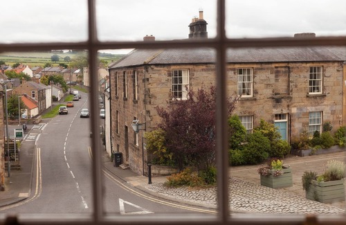 Belford House | Grade 2 Listed 3 Storey House, Rear Garden & Private Parking family/pet friendly