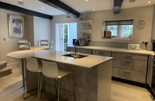 Monmouth House | Grade II listed townhouse, set in the heart of MONMOUTH