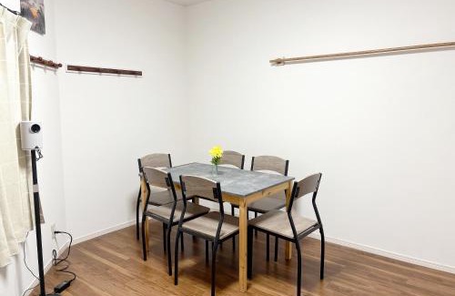 Motomatchi Apartment | gRAKU 3