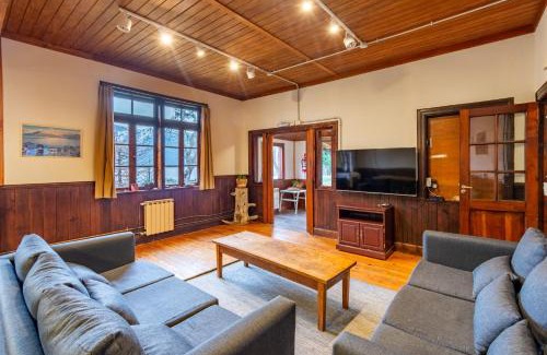 Villa Arelauquen House | Gran Casa frente al lago