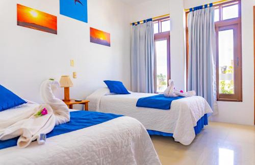 Puerto Villamil House | Gran Hostal Tintorera