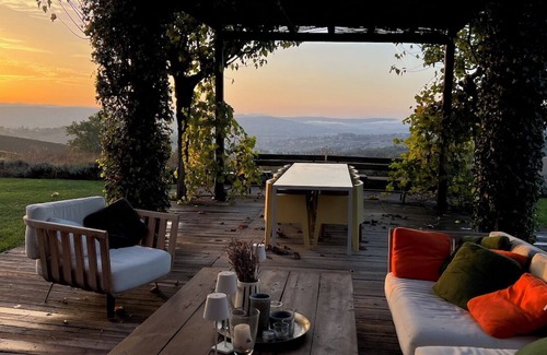 Loreto Villa | Granaio Lavandoloso - Contemporary Home in the Umbrian countryside