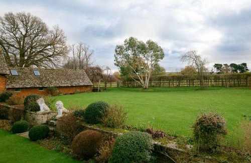 Great Wolford House | Granary at Rectory Farm