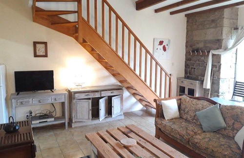 Langoelan House | - Granary cottage -