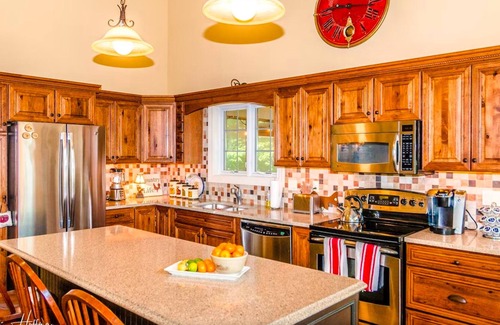 Aldenville House | Grand 4 BR Lake Alden Home Near Honesdale