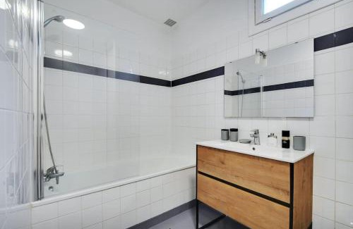 Aubervilliers Apartment | Grand Appartement aux Portes de Paris