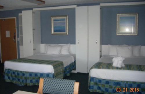 Traverse City Hotel | Grand Beach Resort Hotel