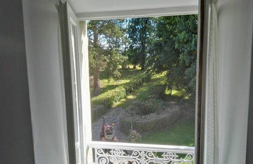 Chille House | Grand Gîte Maison en Pierre de Taille, Bucolique & Ouverte sur Domaine Viticole