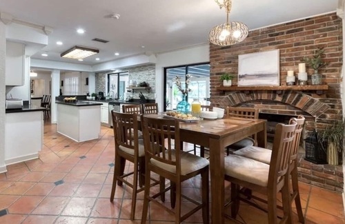 West Palm Beach House | Grand Hacienda Sleeps 32 Celebrate Together
