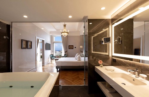 Chiaia Hotel | Grand Hotel Parkers