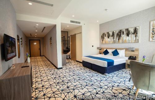 Jadaf Hotel | Grand Kingsgate Jaddaf Waterfront Hotel by Millennium