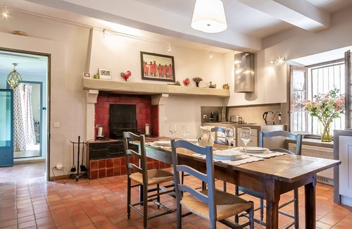 Lacoste House | Grand Lacoste villa, 5 bedrooms/bathrooms, pool and views