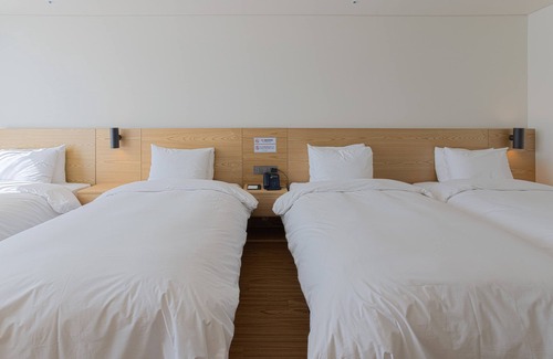 Daeyeon-dong Hotel | Grand Moment