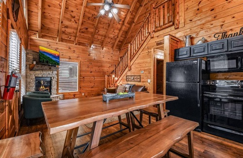 Sevierville Cabin | Grand Mountain View Lodge By Ghosal Luxury Lodging