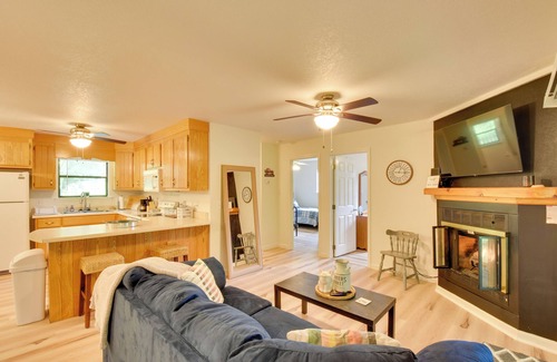 Murphy Cottage | Grand Murphy Cabin w/Fire Pit & Game Room!